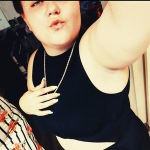 Meet your Posher, Michaela